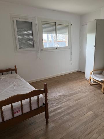 Saint-Nazaire (44600) Maison face au port du Brivet avec balcon et jardinet