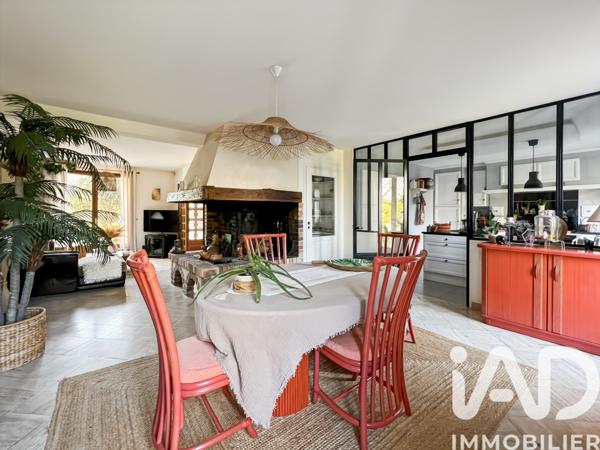 Maison à vendre 7 pièces 147 m² Pontault-Combault