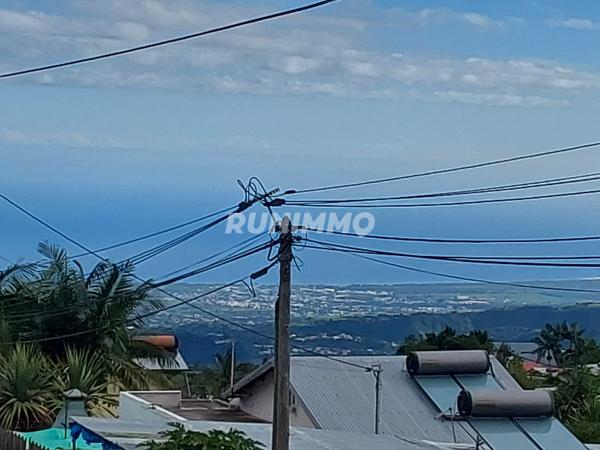 maison de type f9 de 148m2 habitable au tampon