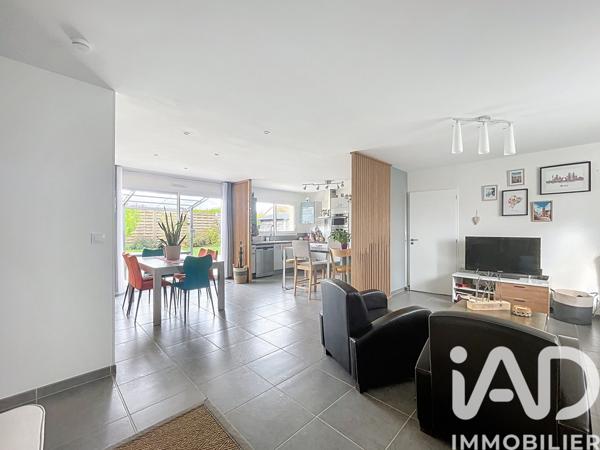 Maison à vendre 7 pièces 134 m² Neuville-de-Poitou