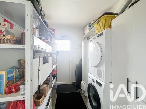 Maison à vendre 7 pièces 134 m² Neuville-de-Poitou