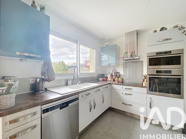 Maison à vendre 7 pièces 134 m² Neuville-de-Poitou