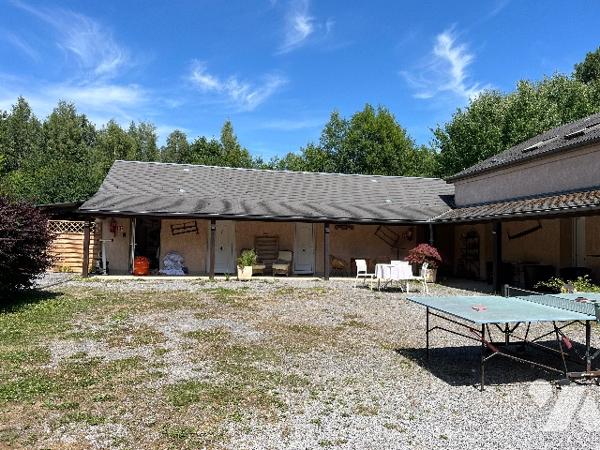 Auberge 11 chambres avec terrain