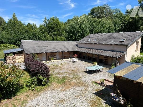 Auberge 11 chambres avec terrain