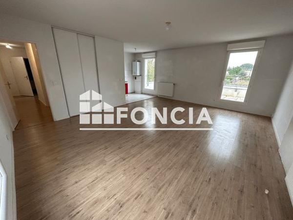 Location Appartement 3 pièces 70.92 m² - 40 B RUE DE LA FONDERIE Saint Medard En Jalles 33160