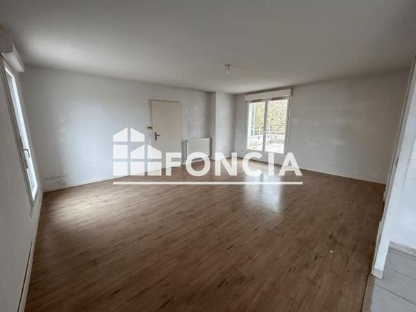 Location Appartement 3 pièces 70.92 m² - 40 B RUE DE LA FONDERIE Saint Medard En Jalles 33160
