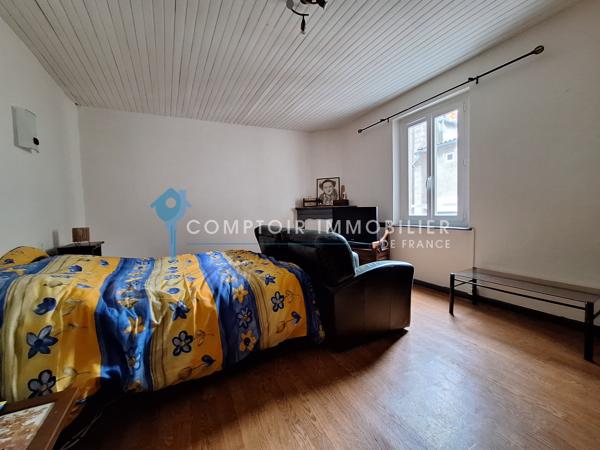 Maison de village
                                                                                                                                                                                                                                                                                                                        3 pièce(s)                                                                                                                                                                                                          2 chambre(s)                                                                                                                                                                                                          52  m²