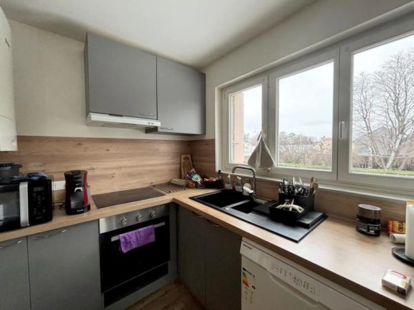 Appartement à louer 4 pièces 74.01m²