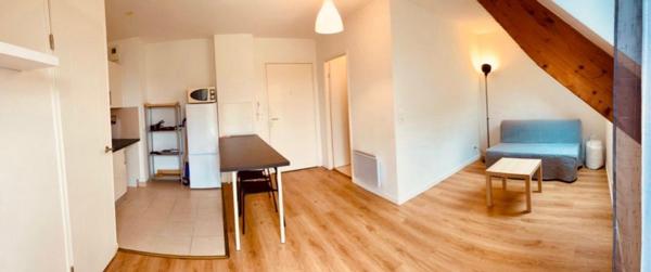 Appartement
                                                                                                                                                                                                                                                                                                                        1 pièce(s)                                                                                                                                                                                                                                                                                                                              23.89  m²