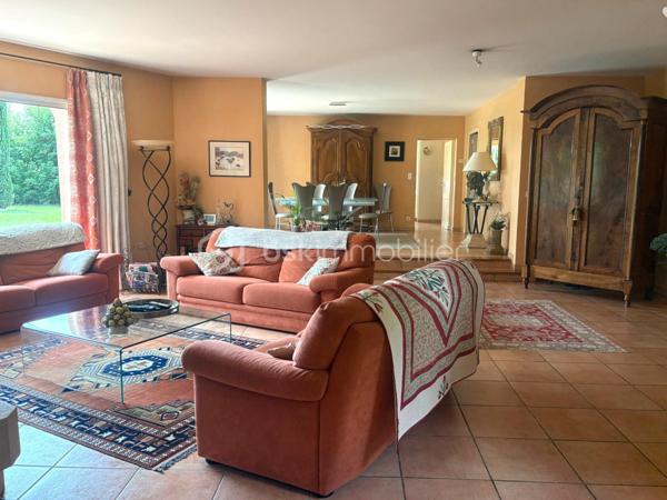 Maison d architecte de 261 m²