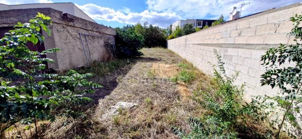 Terrain à vendre de 568,00 m² BEZIERS (34)