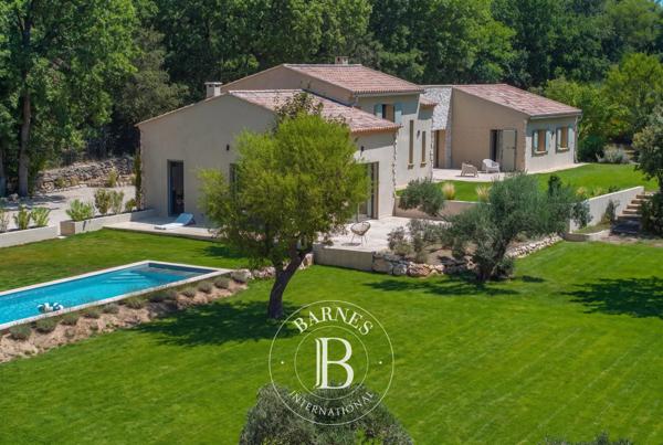 Aix-en-Provence, Maison 4 Chambres -  184 m² à vendre