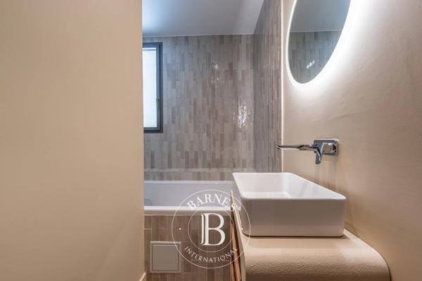 Aix-en-Provence, Maison 4 Chambres -  184 m² à vendre