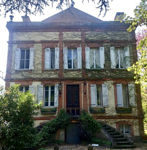 Castelnau-d'Estrétefonds (31620) Maison de Maître de caractère à rénover – Fort potentiel