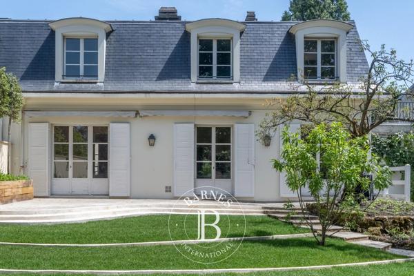 Versailles, Maison 6 Chambres -  248 m² à vendre