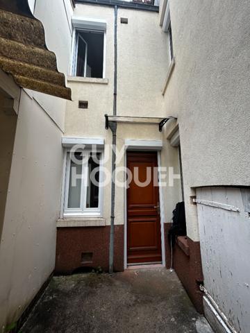 CHATEAUDUN : appartement meublé T2 (35 m²) à louer