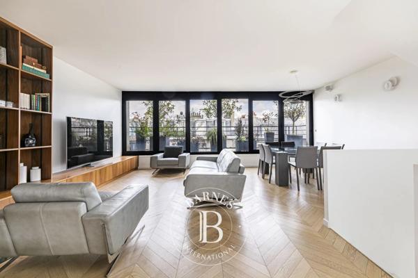 Paris 15ème, Appartement 4 Chambres -  130 m² à vendre