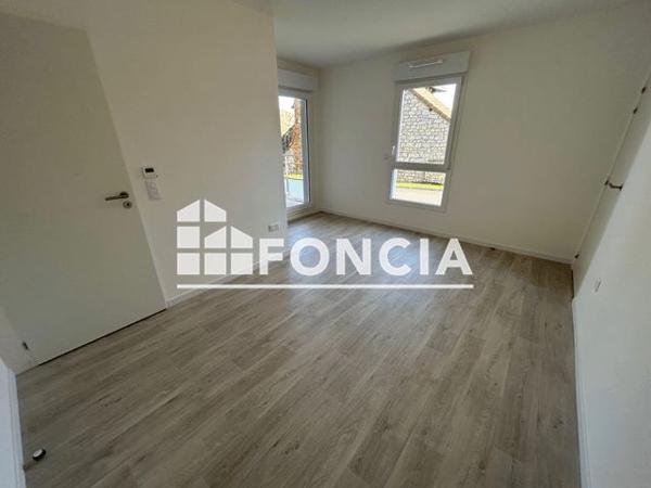 Location Appartement 2 pièces 45.5 m² - 19 QUAI CAMERE ET 38 AVENUE DE PARIS Vernon 27200