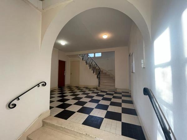 AGEN - Quartier Préfecture - Appartement T4 avec balcon et cave