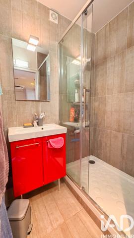 Appartement à vendre 5 pièces 106 m² Suresnes