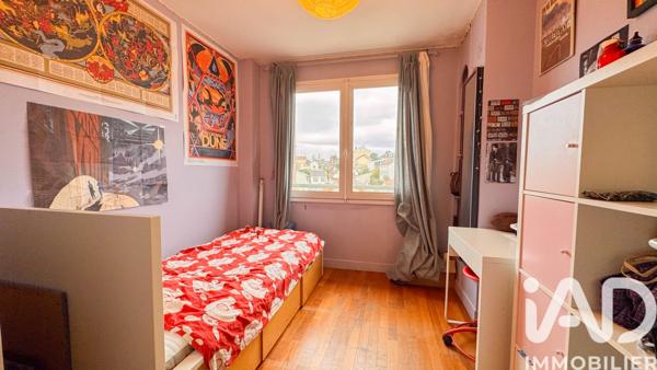 Appartement à vendre 5 pièces 106 m² Suresnes