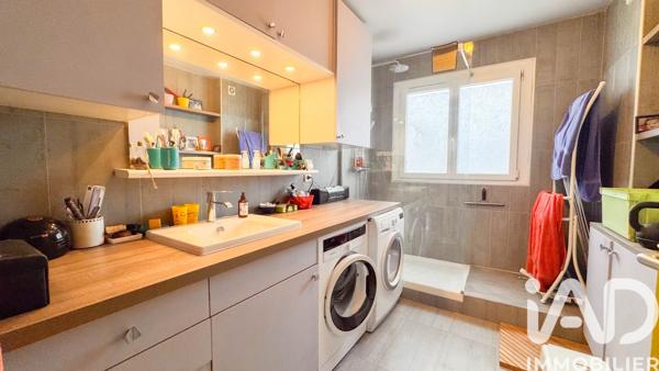 Appartement à vendre 5 pièces 106 m² Suresnes