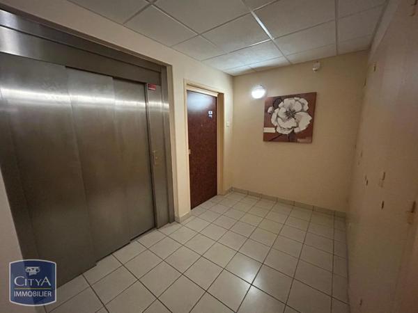 Appartement à louer 4 pièces 86.2m²