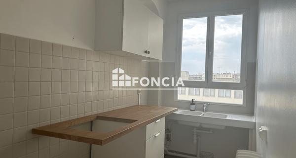 Location Appartement 3 pièces 54.34 m² - Paris 75016