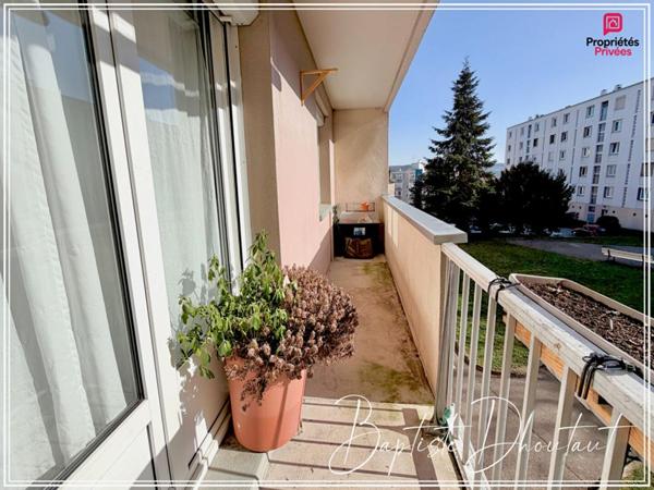 APPARTEMENT FAMILIAL T4/T5 DE 84 m²