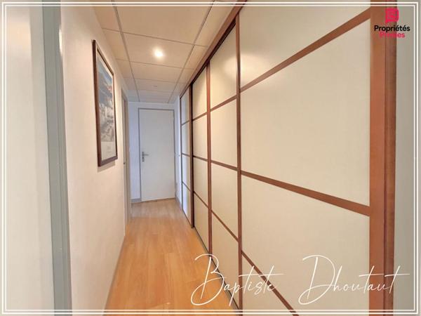 APPARTEMENT FAMILIAL T4/T5 DE 84 m²