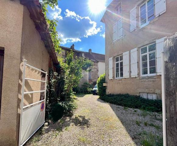 Appartement à louer 650 € CC St-Céré 2 p 44 m² DPE D