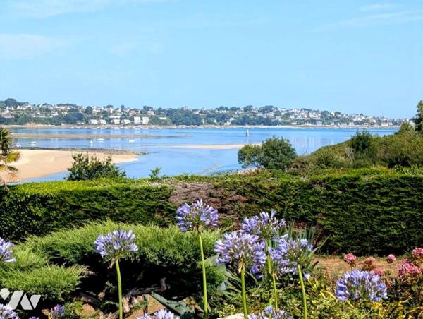 EXCEPTIONNELLE PROPRIÉTÉ FACE MER – PLESTIN-LES-GRÈVES