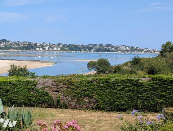 EXCEPTIONNELLE PROPRIÉTÉ FACE MER – PLESTIN-LES-GRÈVES