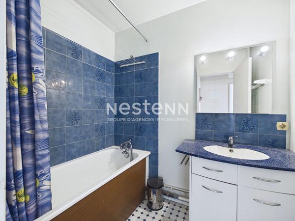 SOUS COMPROMIS