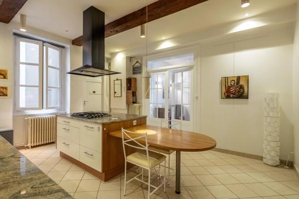 Lyon 1er – Rue de la Martinière – Appartement de caractère de 120 m² avec cave et grenier