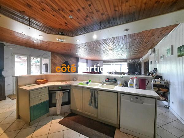 Vente Maison255 m² - 8 Pièces - SAMPANS (39100)