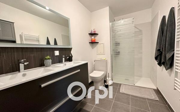 Appartement à vendre    2 pièces • 41,68 m2 Crolles