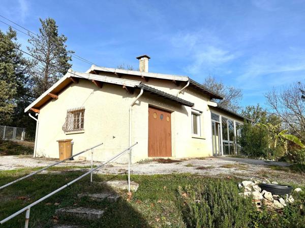 Maison de plain pied sur terrain 4200 m²