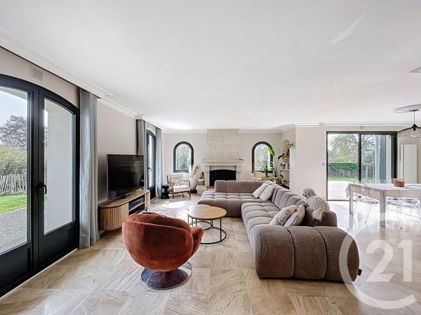 Maison à vendre  6 pièces - 155 m2 CHEMILLE EN ANJOU - 49