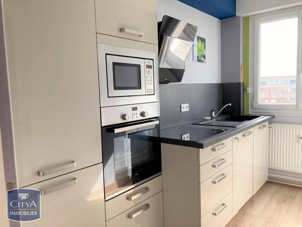 Appartement à louer 3 pièces 73.69m² Arras (62000)