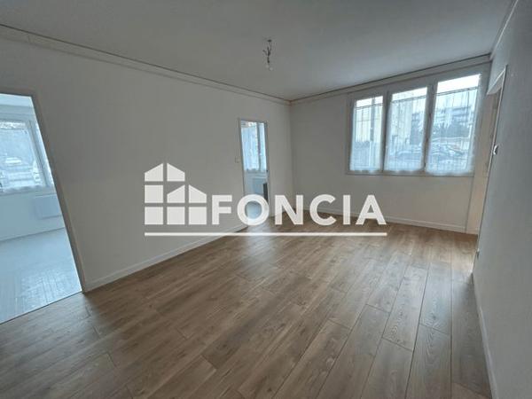 Location Appartement 3 pièces 45.4 m² - Bagnols-sur-ceze 30200