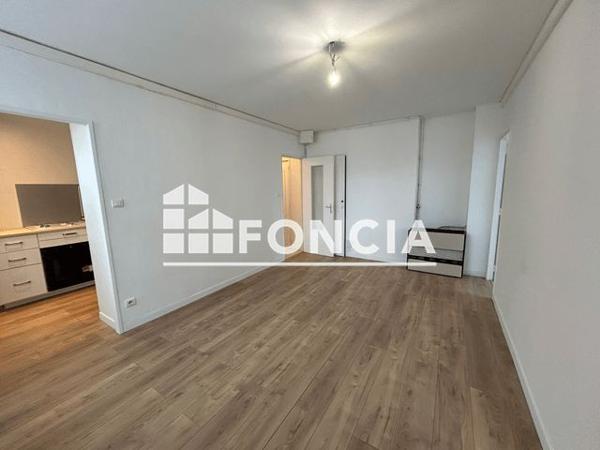 Location Appartement 3 pièces 45.4 m² - Bagnols-sur-ceze 30200