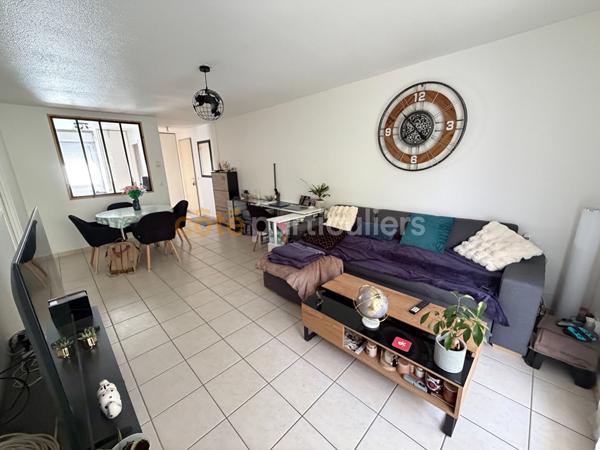 Vente
                Appartement60 m² - 3 Pièces -
                    EVREUX (27000)