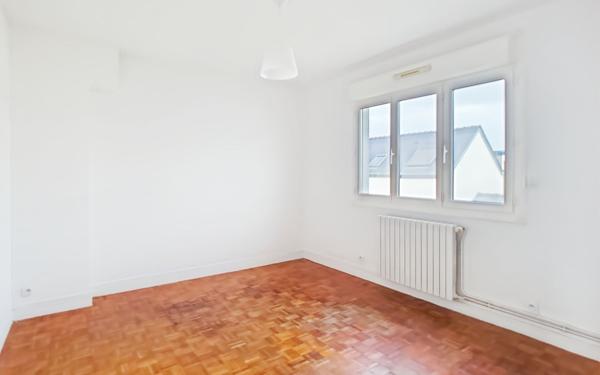 Maison à vendre    5 pièces • 96,08 m2 Angers