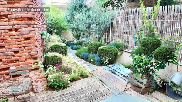 Perpignan centre : Maison de ville 5 pièces, 4 chambres et extérieur à vendre