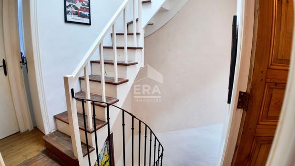Perpignan centre : Maison de ville 5 pièces, 4 chambres et extérieur à vendre