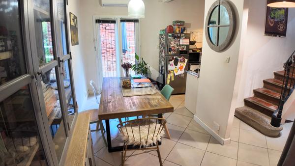 Perpignan centre : Maison de ville 5 pièces, 4 chambres et extérieur à vendre