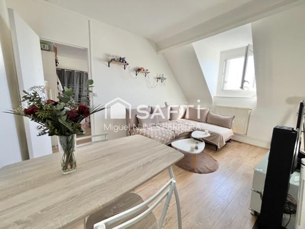 Appartement T2 au dernier étage avec parking et cave