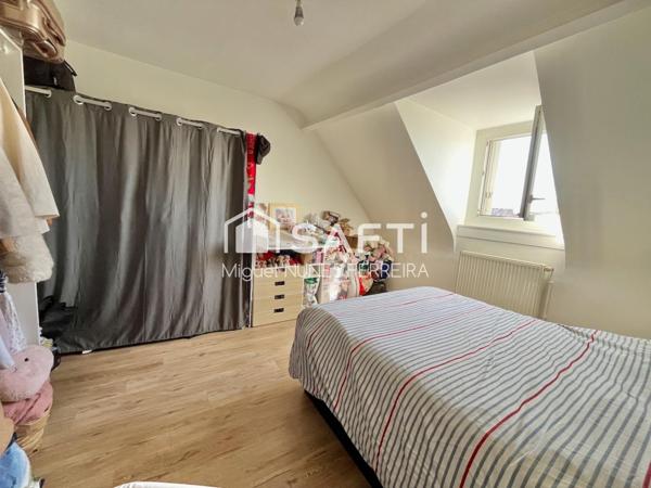 Appartement T2 au dernier étage avec parking et cave