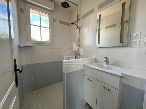 Maison familiale 4 chambres + 1 bureau - Jardin à Niort